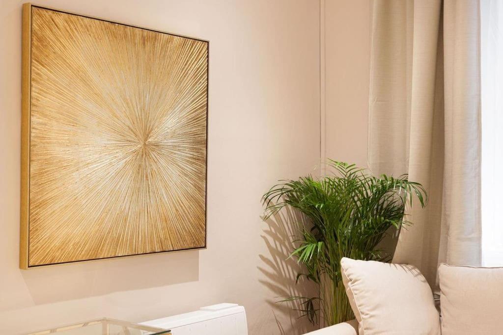 Ferienwohnung Beautifully Decorated Centrally Located 2 Bed Flat Hove Exterior foto
